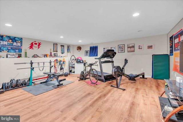 58 MEADOW CIR, Mays Landing, NJ 08330
