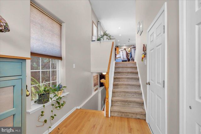 58 MEADOW CIR, Mays Landing, NJ 08330