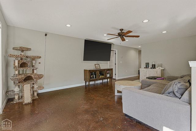 111 Cameron Avenue, Brookland, AR 72417