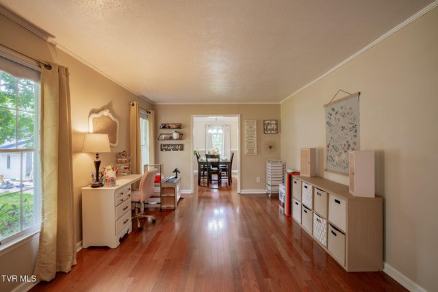 516 Bramblewood Drive, Mount Carmel, TN 37645