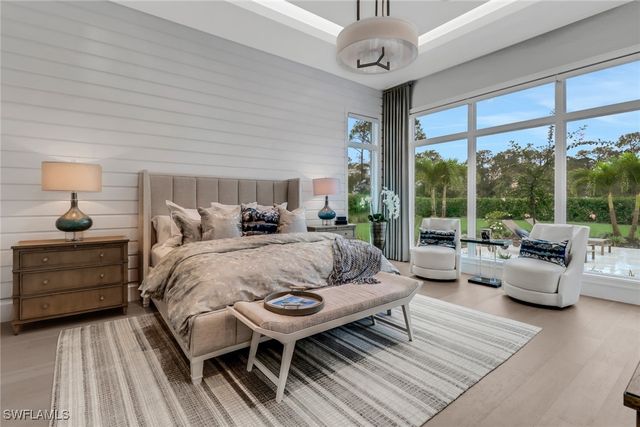 12 Banyan RD, Naples, FL 34108