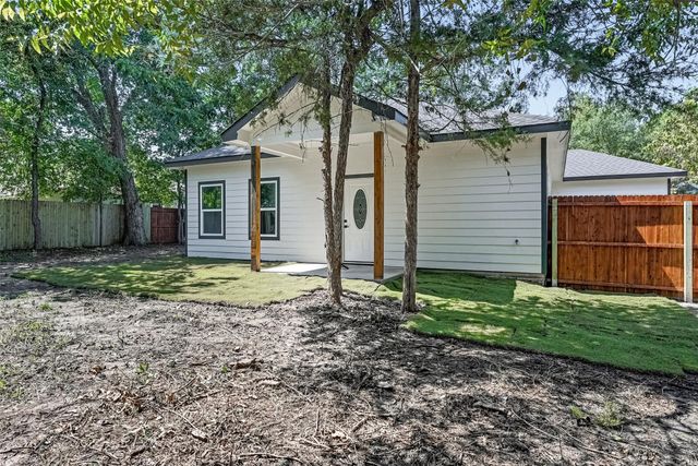 1411 Wesley Street, Greenville, TX 75401