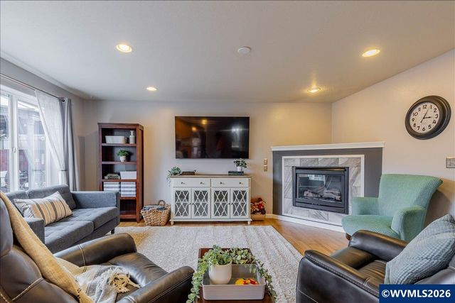 3142 SE 27th Av, Albany, OR 97322