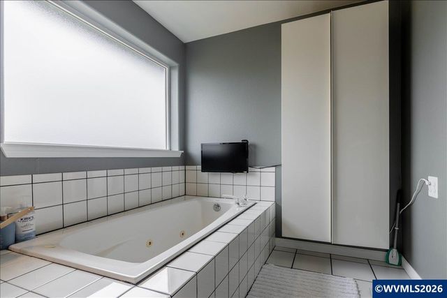 3142 SE 27th Av, Albany, OR 97322