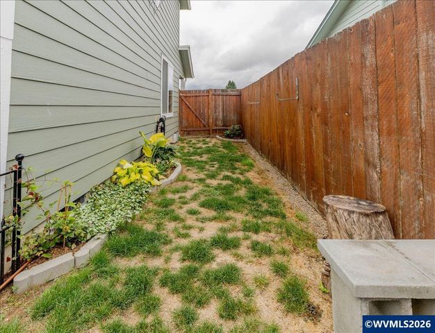 3142 SE 27th Av, Albany, OR 97322