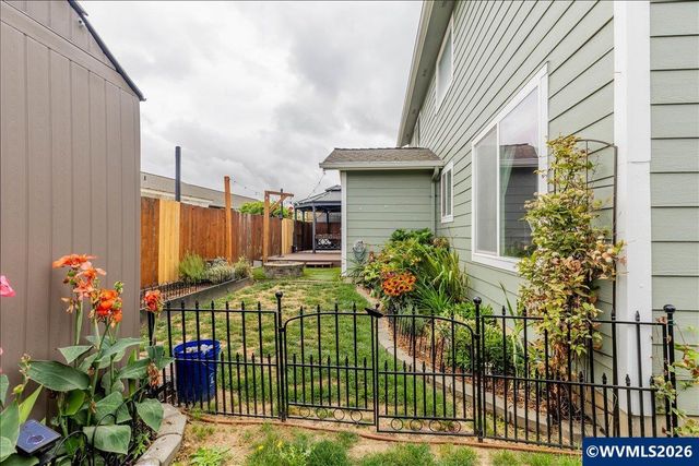 3142 SE 27th Av, Albany, OR 97322