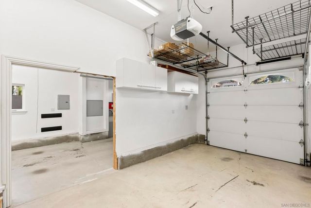 1028 Van Nuys St, San Diego, CA 92109