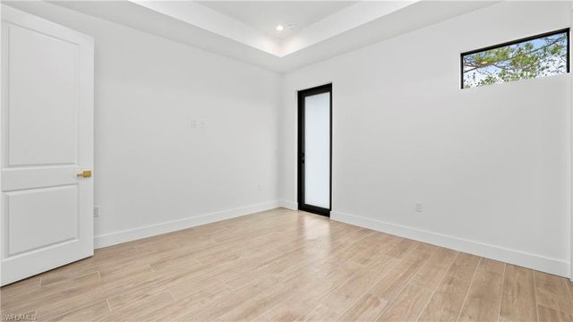 2737 48th AVE NE, Naples, FL 34120