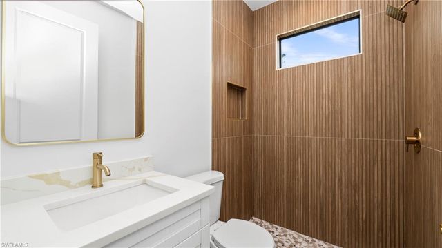 2737 48th AVE NE, Naples, FL 34120