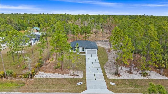 2737 48th AVE NE, Naples, FL 34120