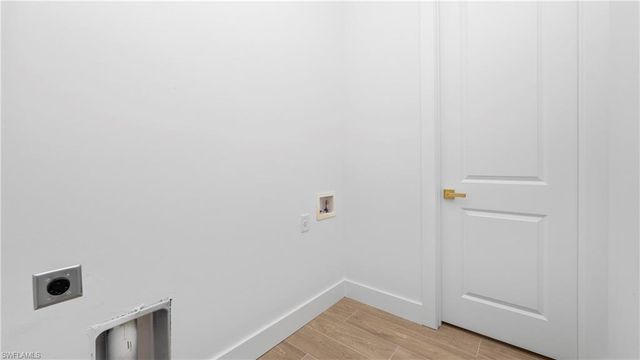 2737 48th AVE NE, Naples, FL 34120