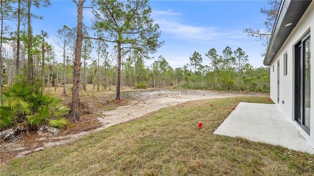 2737 48th AVE NE, Naples, FL 34120