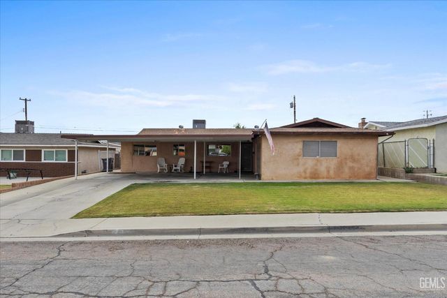 217 Suzanne Lane, Taft, CA 93268