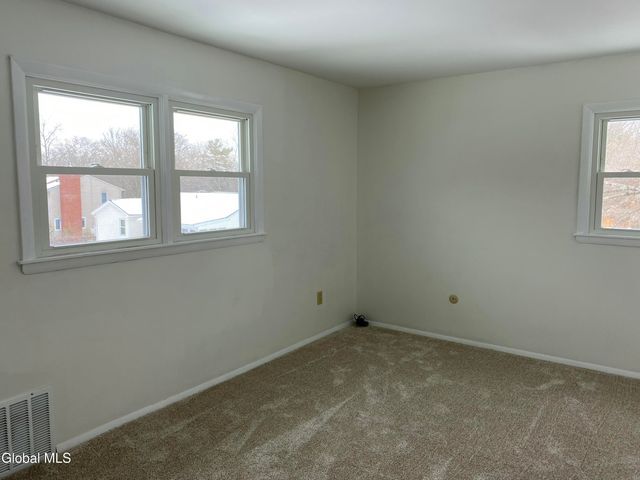 12 Concord Drive, Saratoga Springs, NY 12866