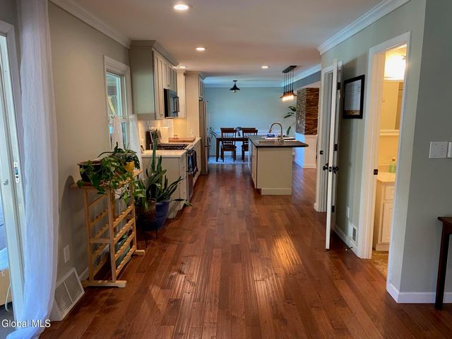 12 Concord Drive, Saratoga Springs, NY 12866