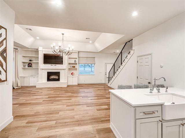 12724 N Torre Pines Lane, Yukon, OK 73099