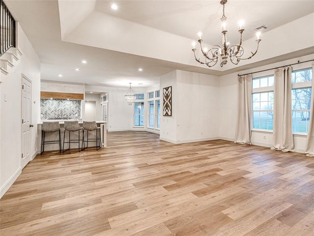 12724 N Torre Pines Lane, Yukon, OK 73099
