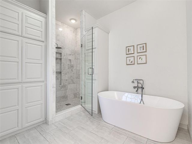 12724 N Torre Pines Lane, Yukon, OK 73099
