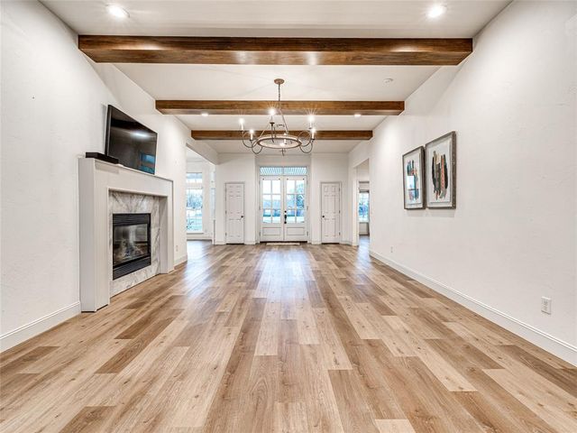 12724 N Torre Pines Lane, Yukon, OK 73099