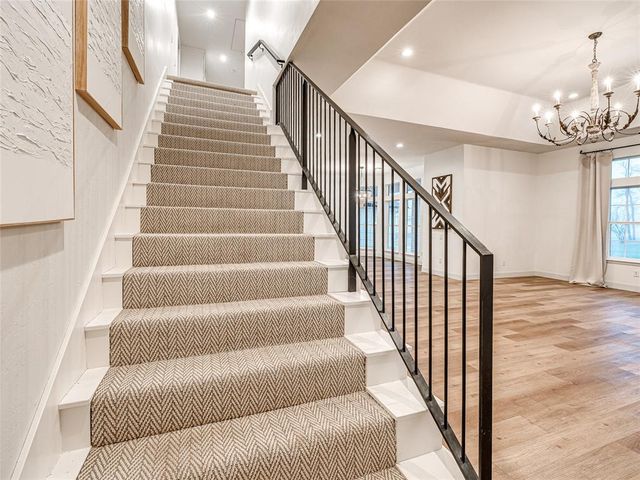 12724 N Torre Pines Lane, Yukon, OK 73099