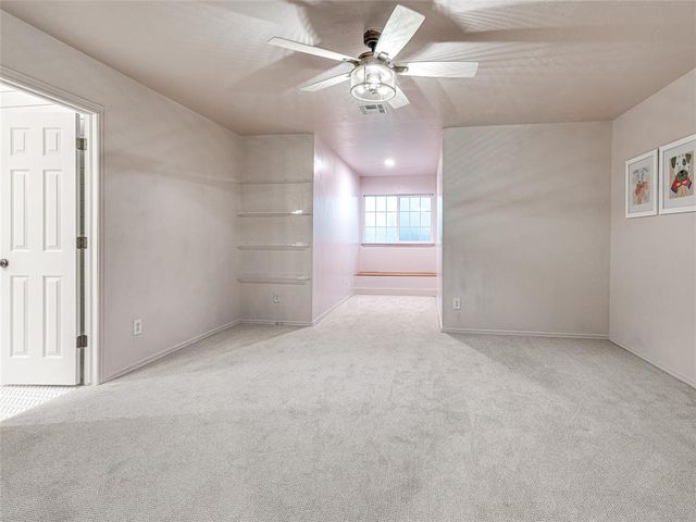 12724 N Torre Pines Lane, Yukon, OK 73099