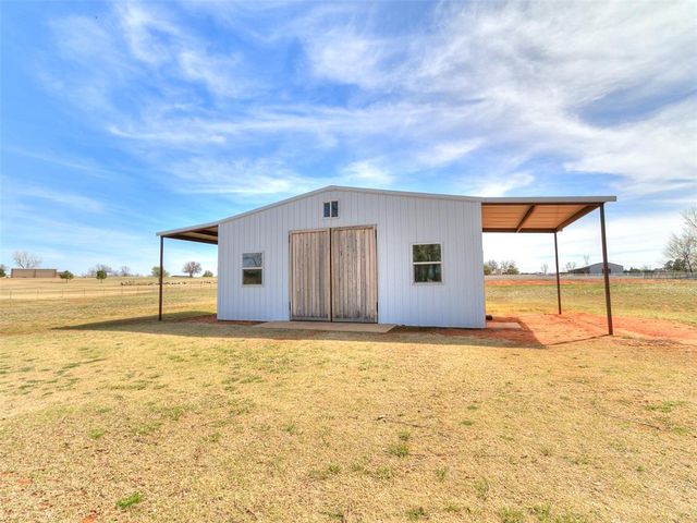 12724 N Torre Pines Lane, Yukon, OK 73099
