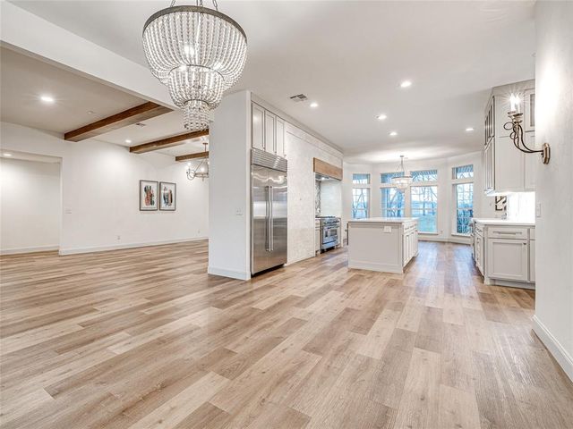 12724 N Torre Pines Lane, Yukon, OK 73099