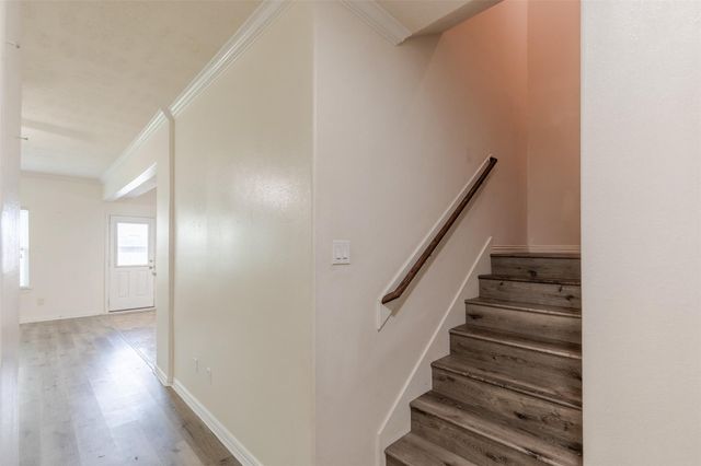11527 Champions Green Drive, Houston, TX 77066