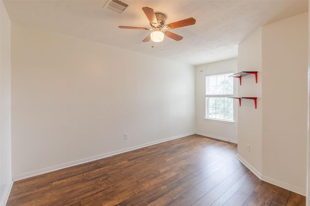 11527 Champions Green Drive, Houston, TX 77066