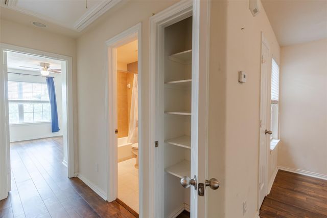 11527 Champions Green Drive, Houston, TX 77066