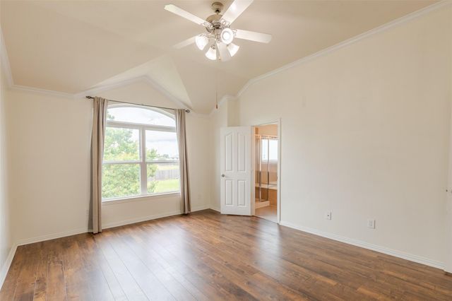 11527 Champions Green Drive, Houston, TX 77066