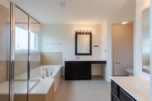 11527 Champions Green Drive, Houston, TX 77066