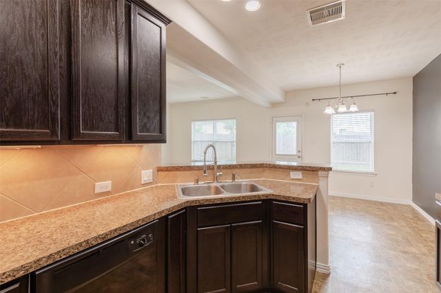 11527 Champions Green Drive, Houston, TX 77066