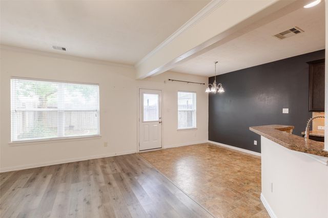 11527 Champions Green Drive, Houston, TX 77066