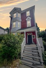 28 Goldsmith St 2, Boston, MA 02130