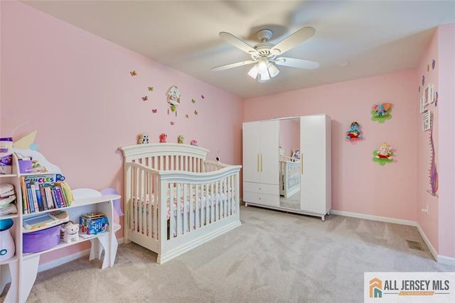 37 E Burgess Drive 37, Piscataway, NJ 08854