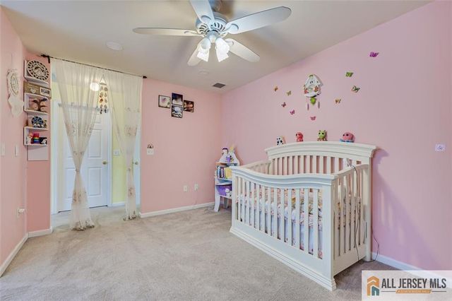 37 E Burgess Drive 37, Piscataway, NJ 08854