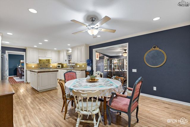 1570 SINGLETON AVENUE, Wichita Falls, TX 76302