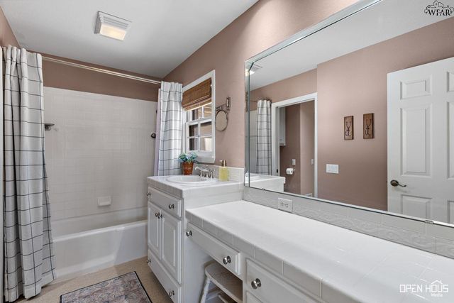 1570 SINGLETON AVENUE, Wichita Falls, TX 76302