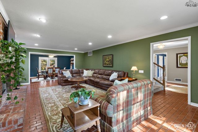 1570 SINGLETON AVENUE, Wichita Falls, TX 76302