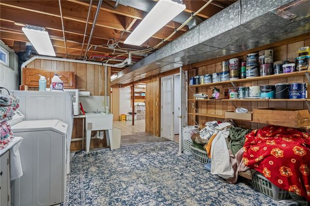 25 Janet Drive, Cranston, RI 02921