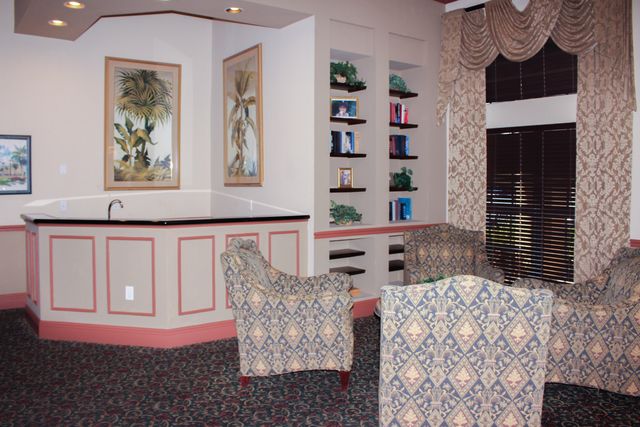 300 Scotia Drive 203, Hypoluxo, FL 33462