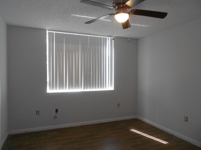 300 Scotia Drive 203, Hypoluxo, FL 33462