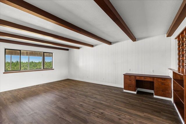 5737 Crow Rd, Oakdale, CA 95361