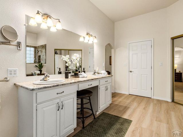 210 Bridle Trail, Pueblo, CO 81005