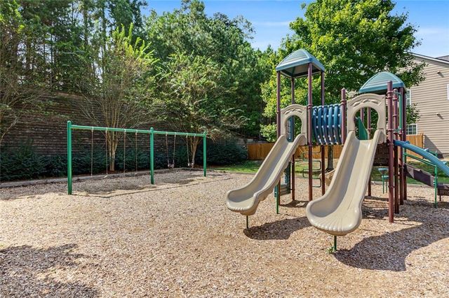 3398 Castleberry Village Circle, Cumming, GA 30040