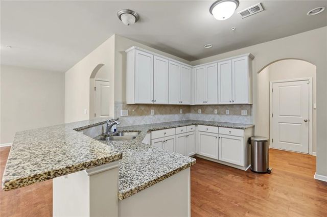 3398 Castleberry Village Circle, Cumming, GA 30040