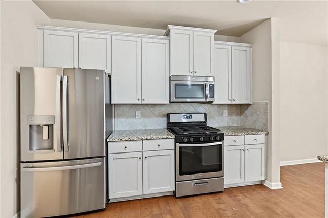 3398 Castleberry Village Circle, Cumming, GA 30040