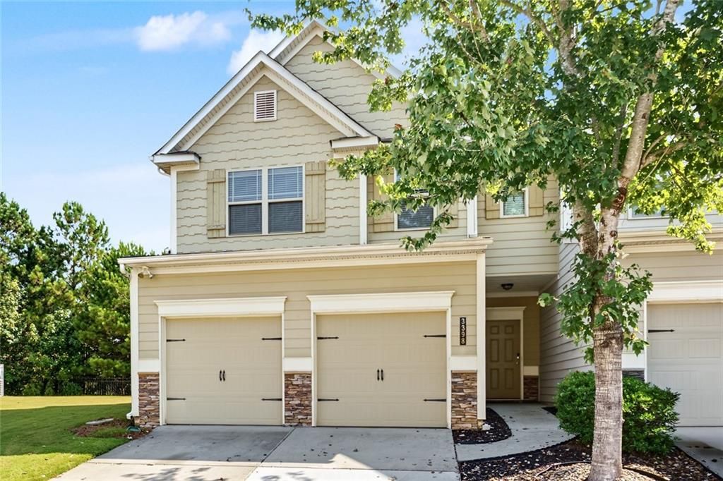 3398 Castleberry Village Circle, Cumming, GA 30040