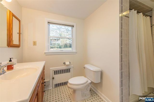 24 Lenox Terrace, West Orange, NJ 07052